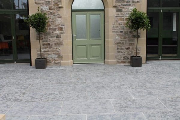 600 Patio Pack 19.50m2 Ash Grey - Image 2