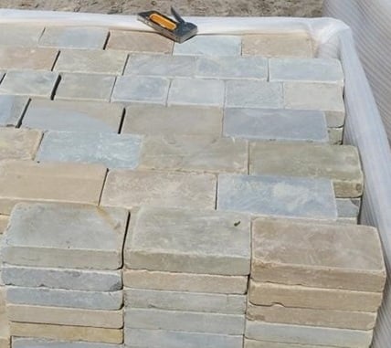 Santa Fee 40mm Tumbled Block Paving 10.80m2 - Image 3