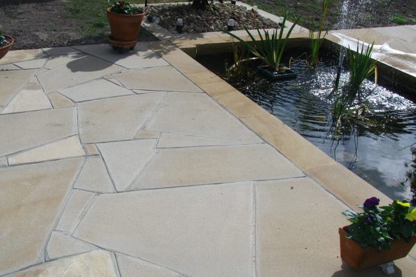 Crazy Paving Mint Dove Sawn Sandstone 20m2 - Image 2