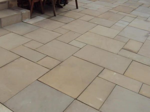 600 Patio Pack 19.50m2 Golden Sand Natural Sandstone Paving - Image 5