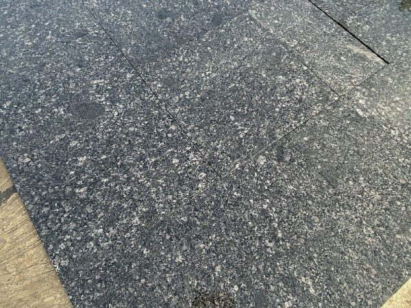 Black Pearl Granite Textured Paving 22MM - Image 4