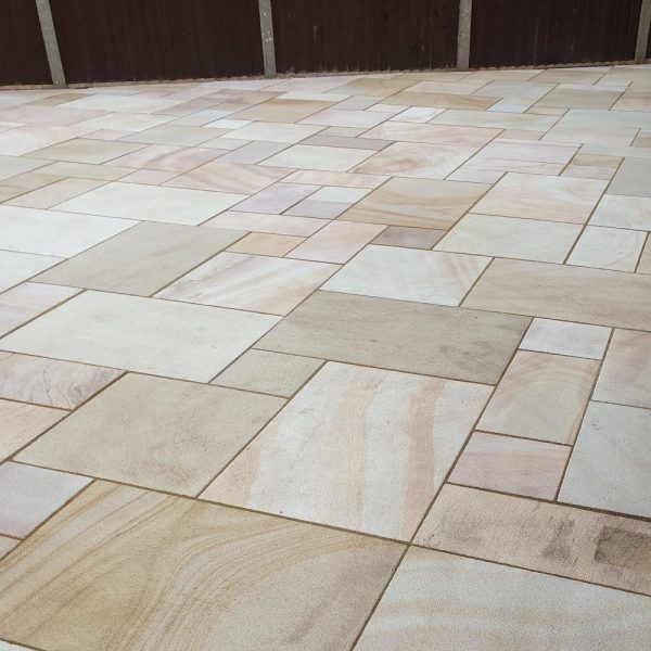 600 Patio Pack 19.50m2 Textured Caramel Buff