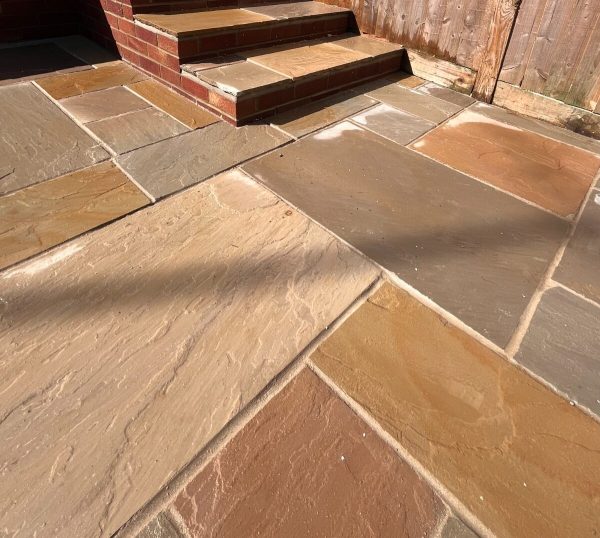 Rippon Buff Multi Sandstone Paving - Image 3