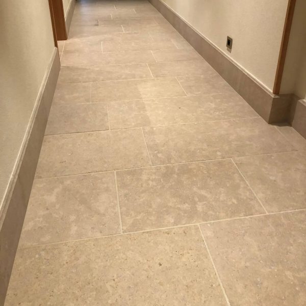 Antique Sinai Peral Tumbled Limestone Paving - Image 3