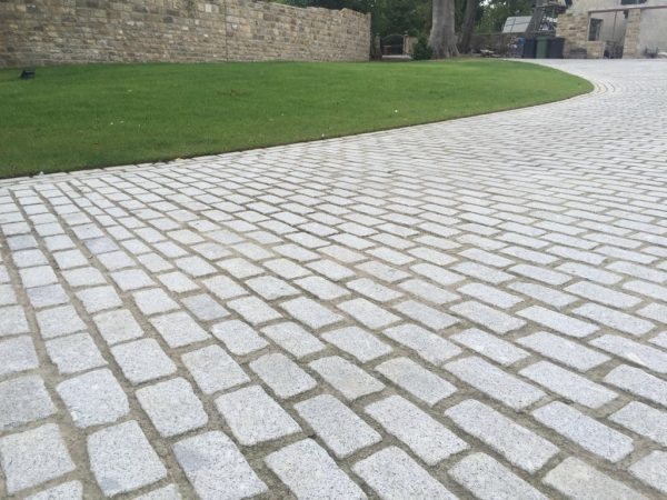 Silver Grey Granite Cropped Tumbled Cobbles - Image 4