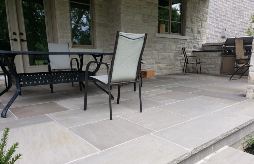 Slate Grey Sandstone Paving - Image 4